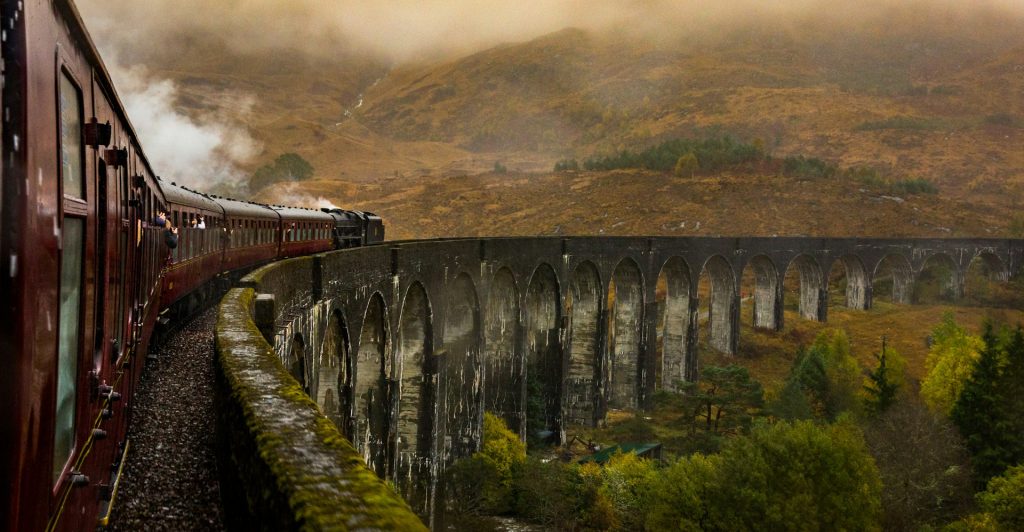 il treno per hogwarts è solo una delle attrazioni legate alla saga potteriana