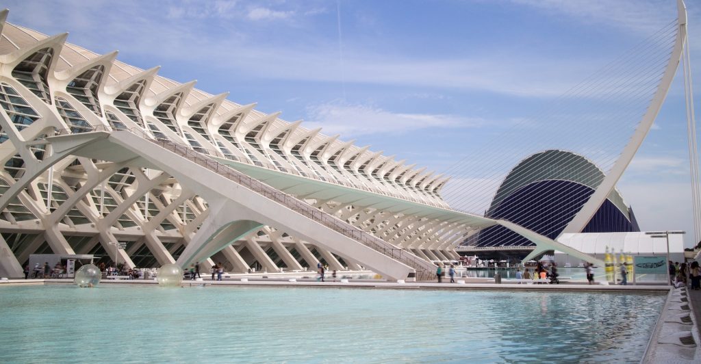 Valencia è una splendida città tra tradizione e innovazione, bellissima da visitare e piena di curiosità da scoprire. Andiamo a vedere qualche curiosità!